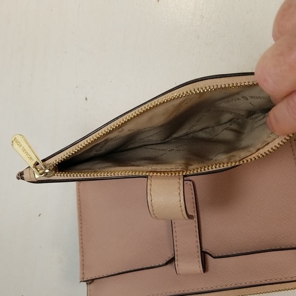 Michael Kors Jet Set Double Zip Biege Wallet Wristlet - Picture 8 of 14